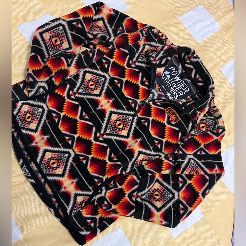 Youth Sweater Size M (8/9)